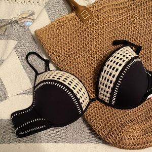 Victoria’s Secret Bikini Top